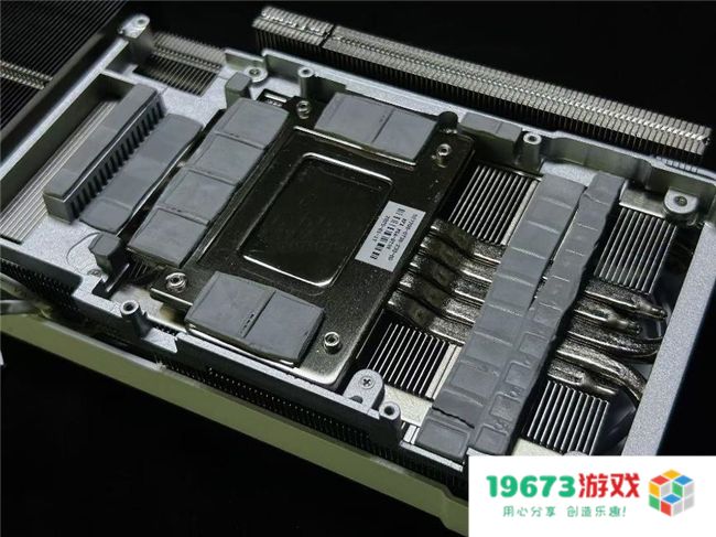 影驰 GeForce RTX 5070 Ti 金属大师 OC评测：DLSS 4超强发挥