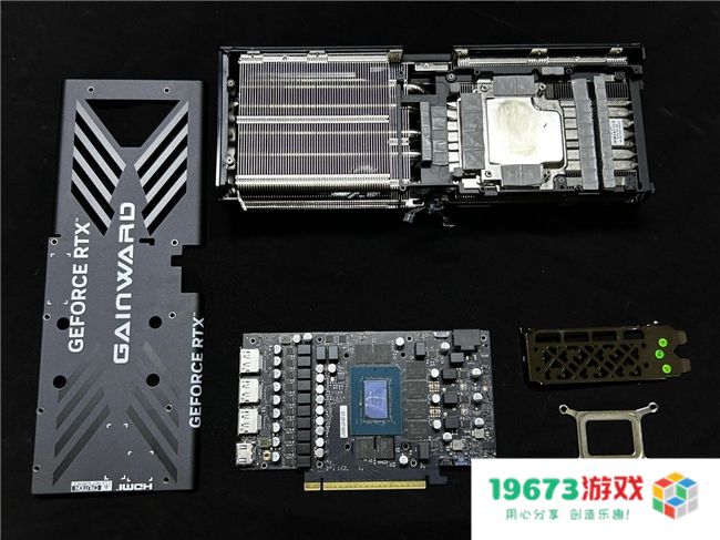炫酷来袭，耕升 GeForce RTX 5070 Ti 炫光·超 OC带来超高性能
