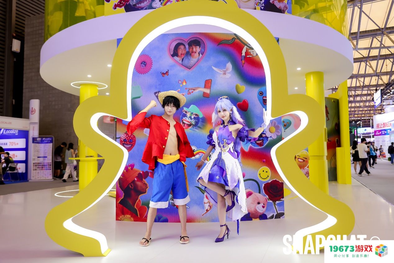 Snapchat 携“巨型 AR 魔镜” 空降 ChinaJoy，成 B2B 展馆最热展台之一