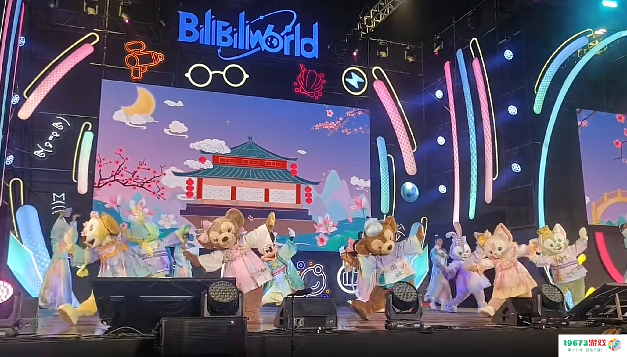 当众脱翔，直接上嘴，这届BW现场太抽象了