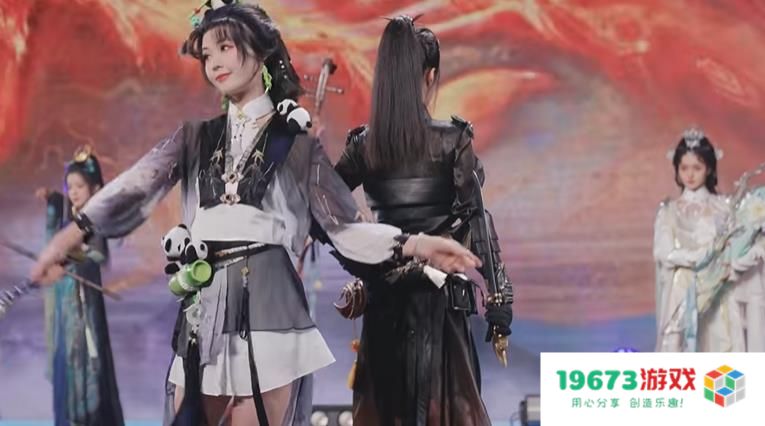 职业Coser背后有多难？台前登场几分钟，背后的努力却没人知道