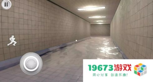 逃出异常泳池房