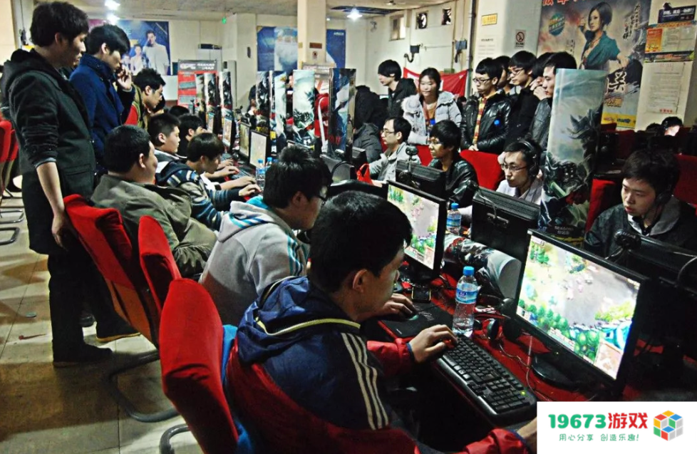 10年前最火的3个游戏，每个都是网吧必玩，为何现在不行了？