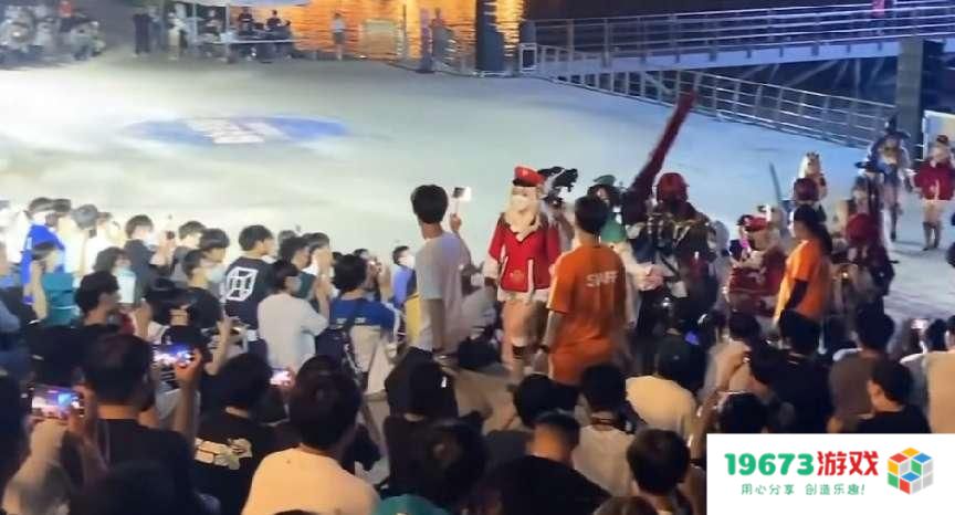 原神独家赞助韩国男团选秀，节目里都是原石，观众：有男Coser吗？