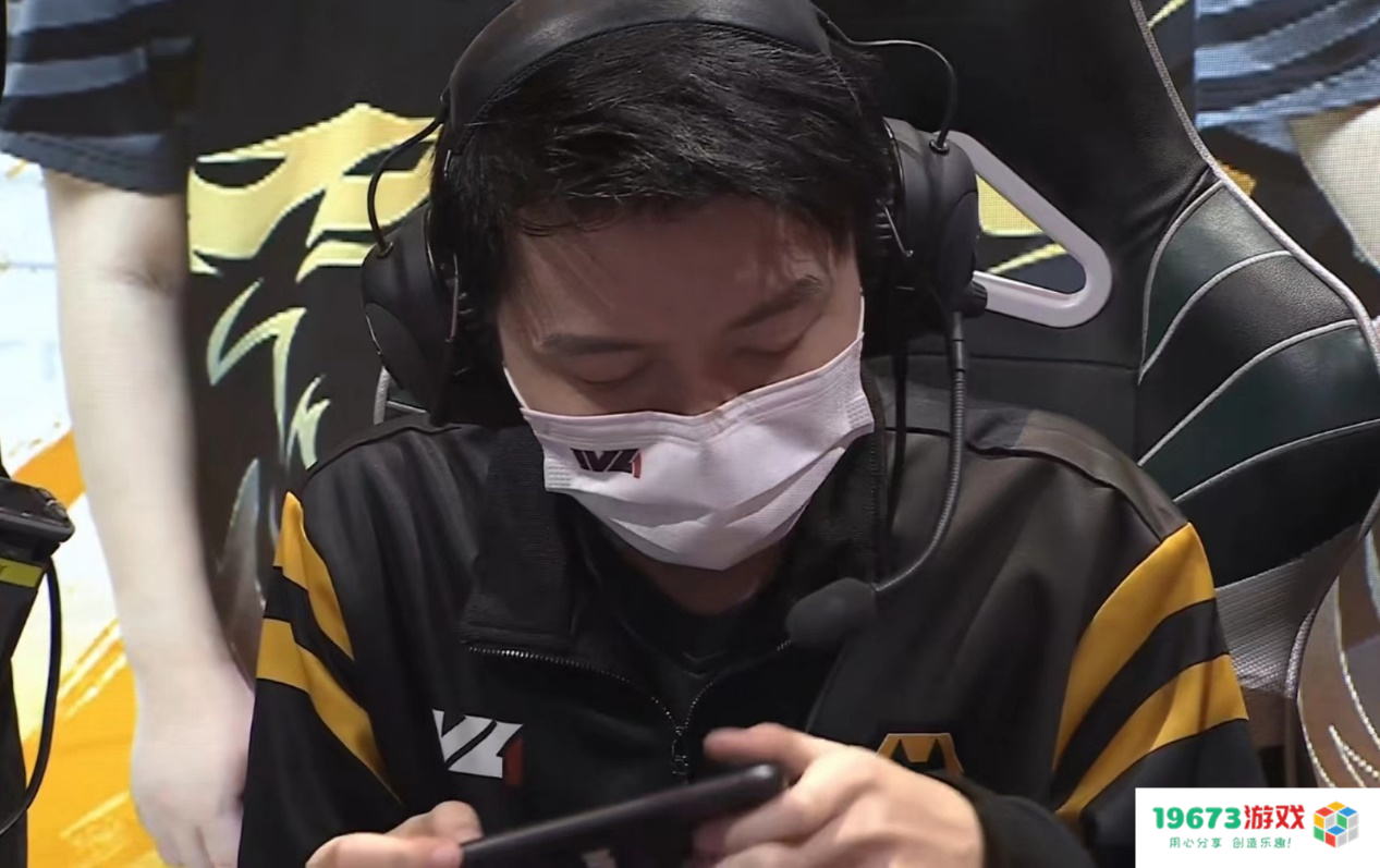 绕晕顶级破轮！第五人格最强求生四人组，昂首阔步挺入决赛